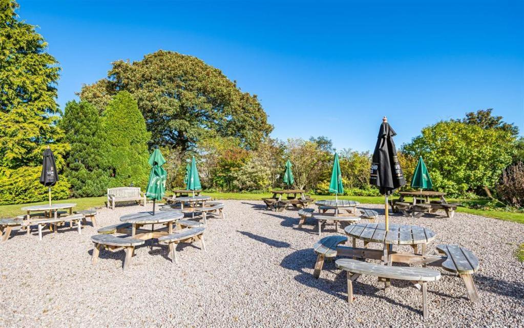The Brantwood Hotel Penrith Exterior foto